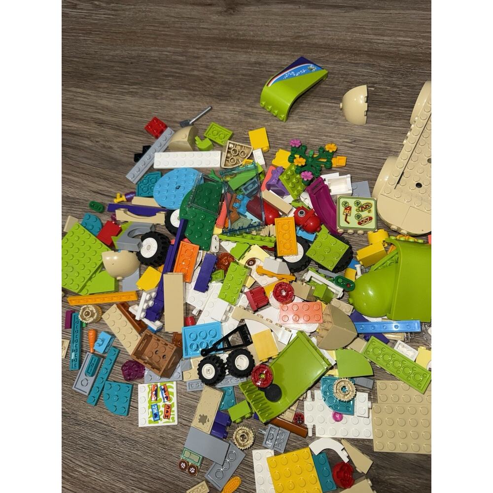 LEGO FRIENDS Random PCS 200+ 8 minifigs 7 pets RANDOM - Picture 6 of 6